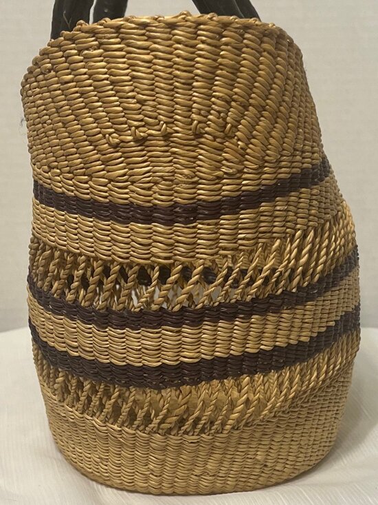 Handcrafted "Lacework Wing Shopper" Bolga Basket - Picture 3 of 15